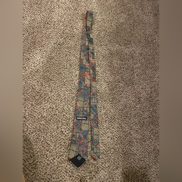 Vintage bugle boy tie - Picture 2 of 4